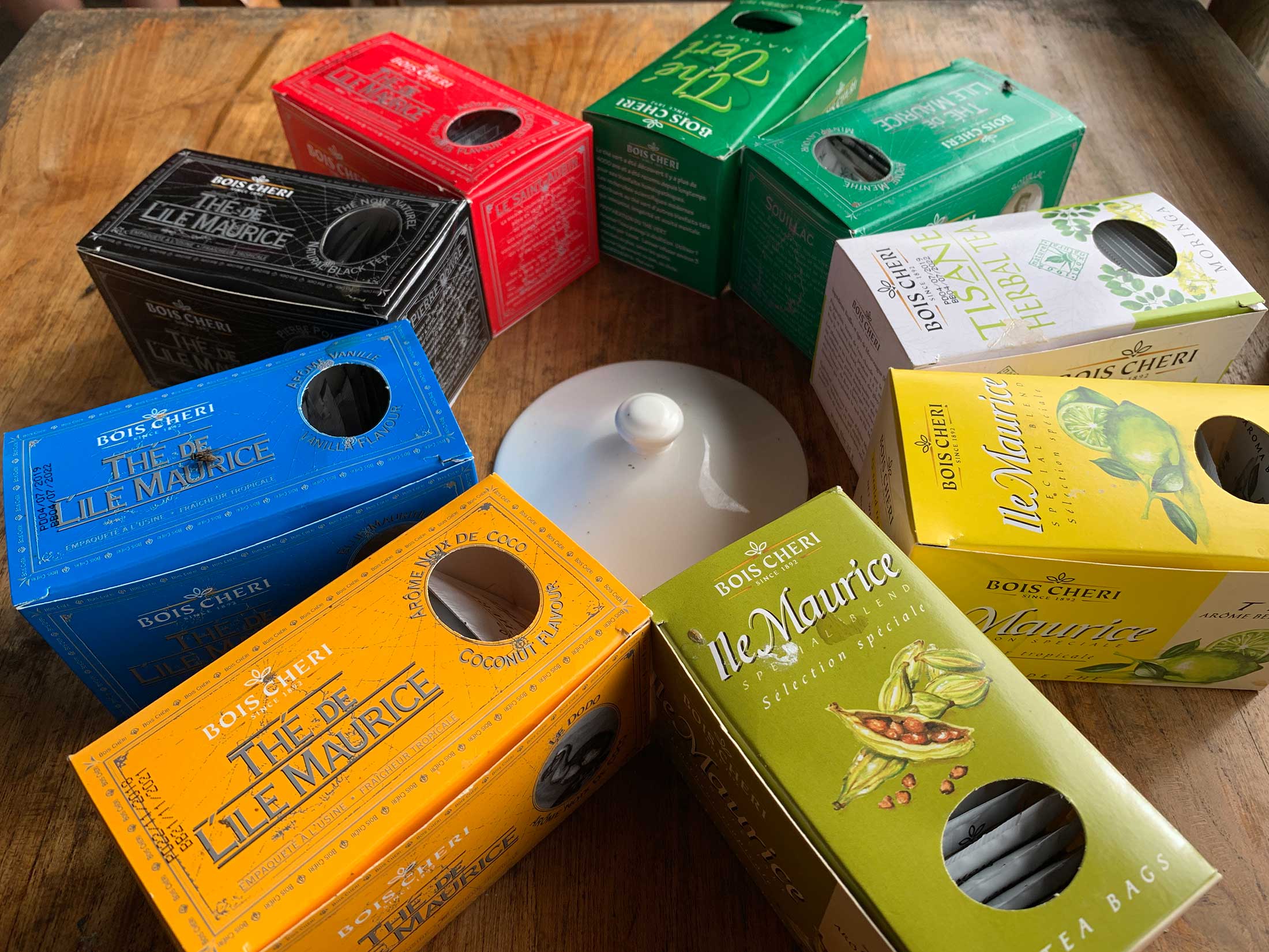 Teas available at Bois Chéri